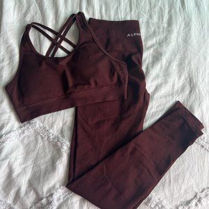 Alphalete Medium Set Amplify Leggings Revival Bra